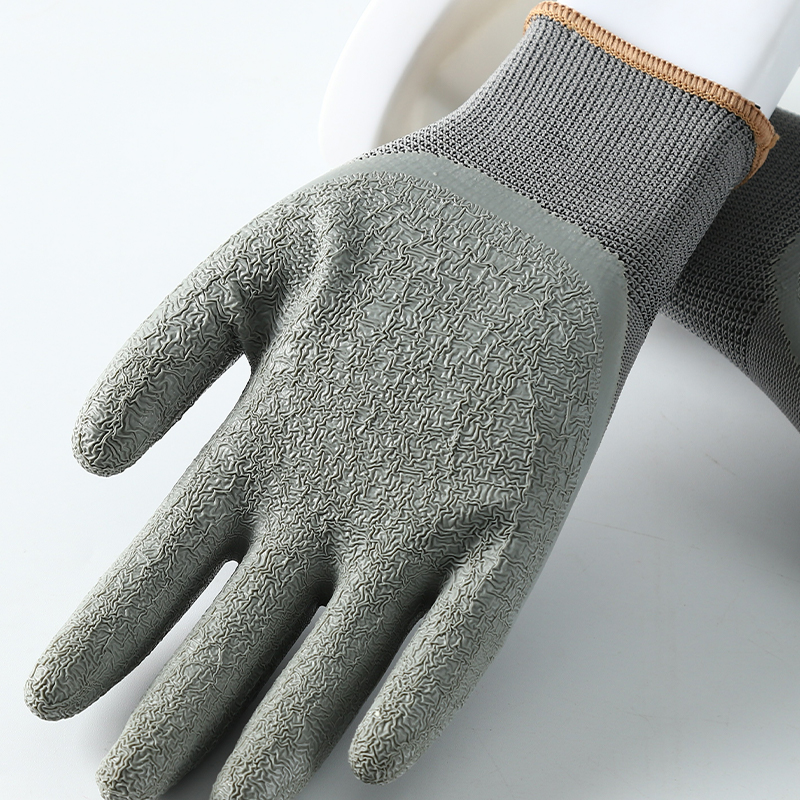                 Gray polyester with gray crinkle latex coated gloves            