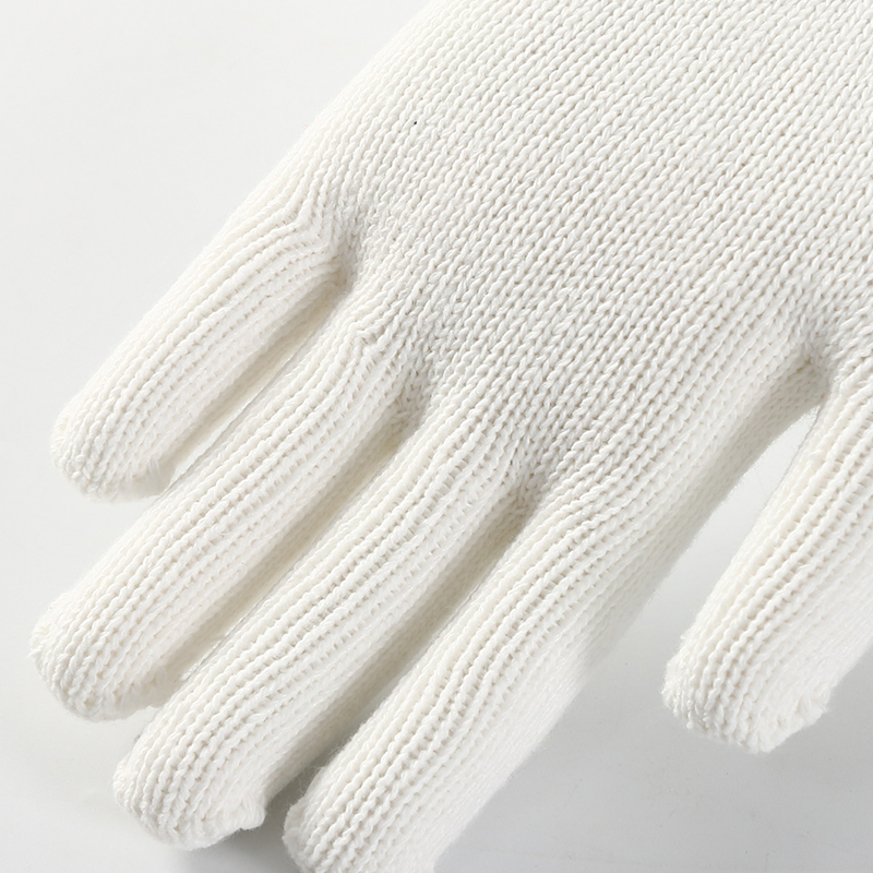                 White cotton gloves            