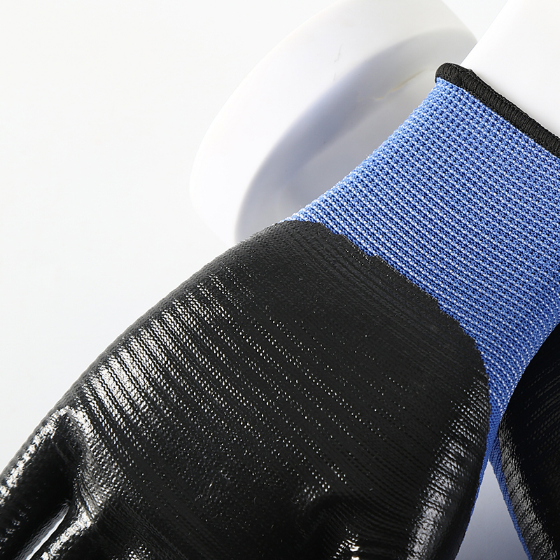 China Suppliper Good Quality Black Blue Nitrile Coated Cheap Work Gloves