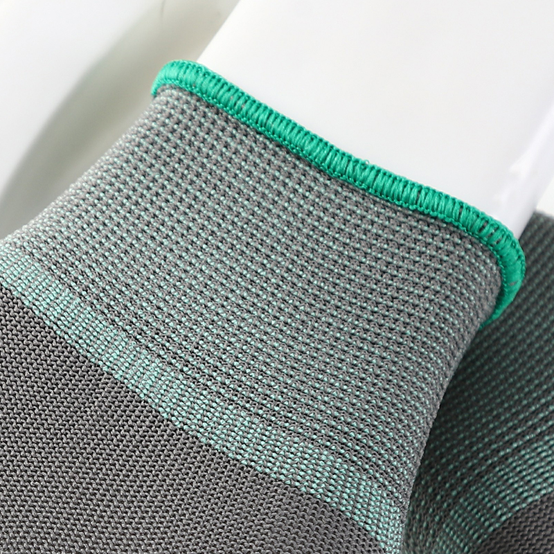                 Gray polyester gloves            