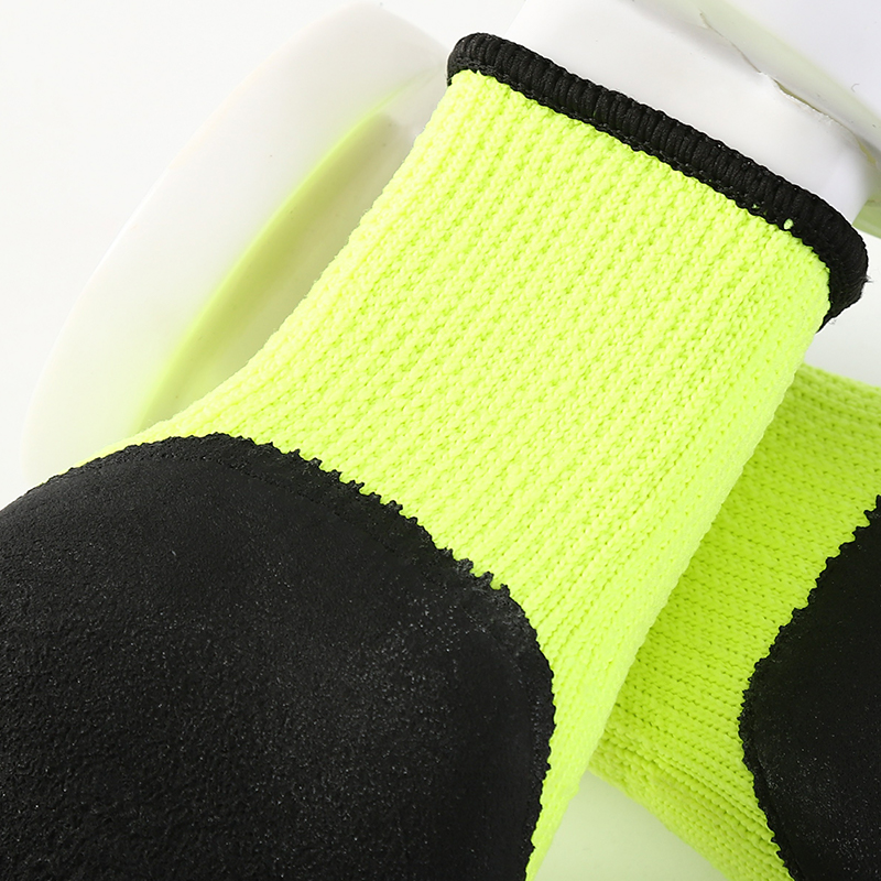 Customizable Thermal Liner Gloves For Gardening