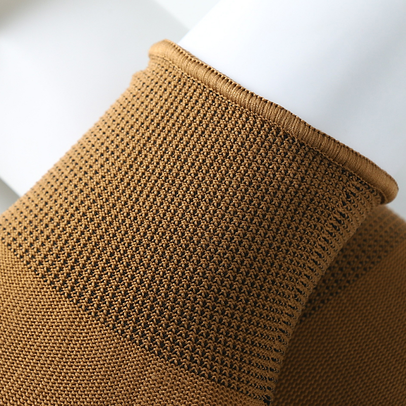                 Brown polyester with black crinkle latex coated gloves            