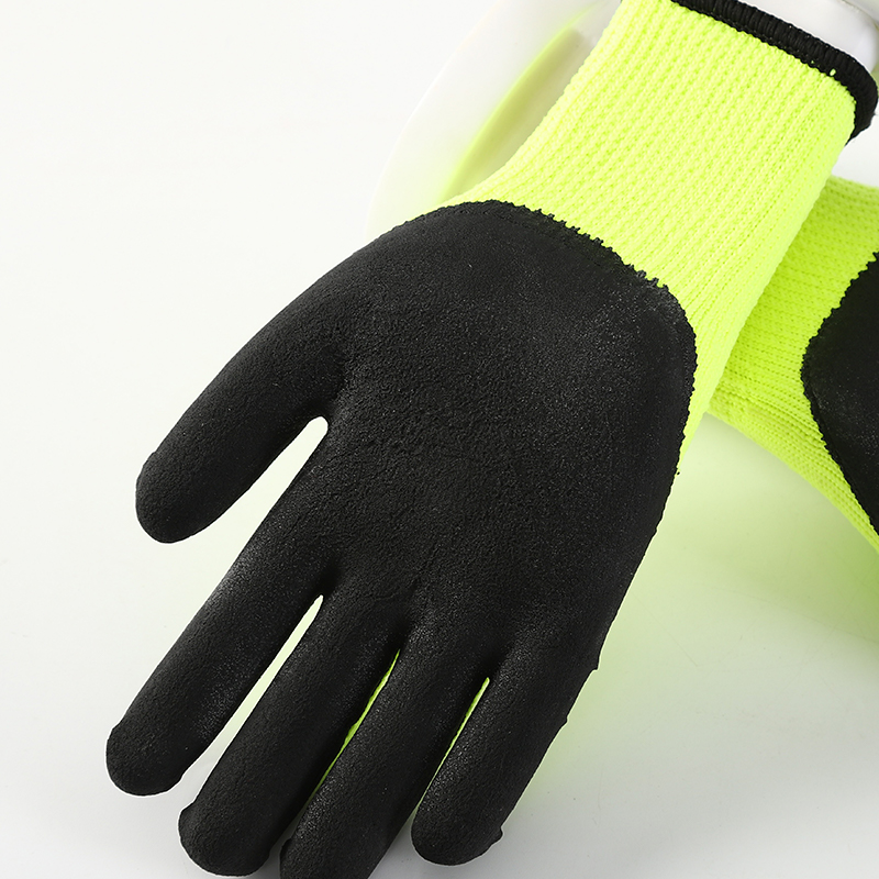 Winter Thermal Latex Foam Coated Warm Gloves With Strong Grip