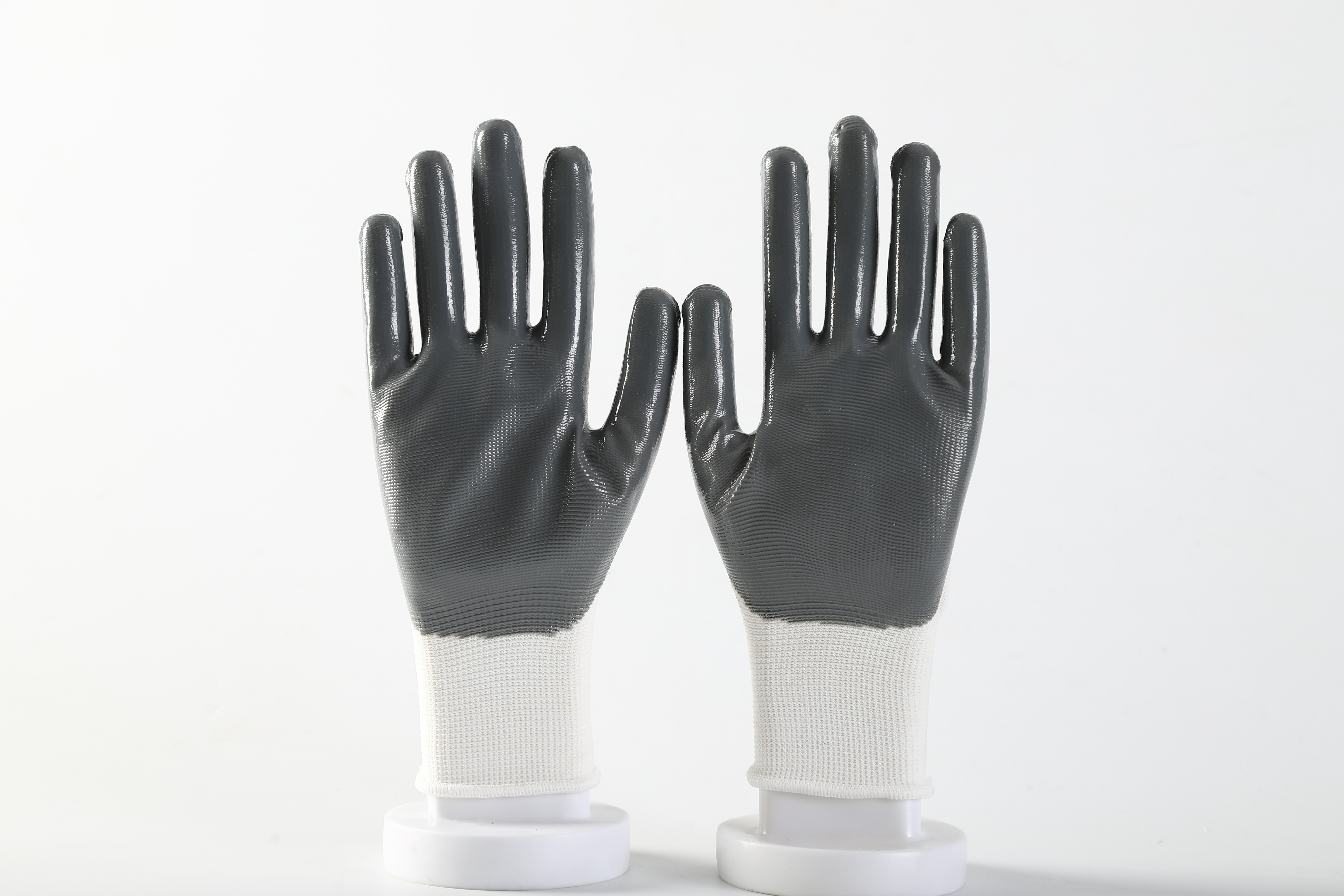 Factory Outlet Nitrile Coated Polyester Gloves anti-slip work glove